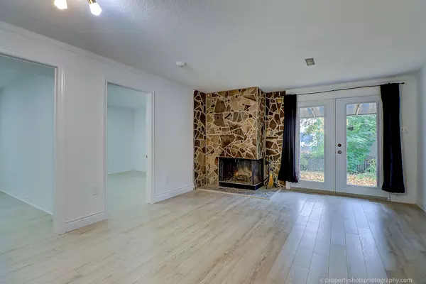 Brampton, ON L6Z 1M4,4 Richvale DR