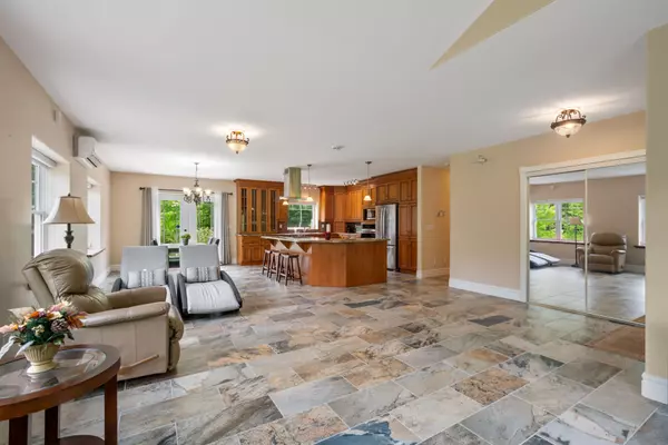 South Glengarry, ON K0C 1S0,18780 Beaverbrook RD