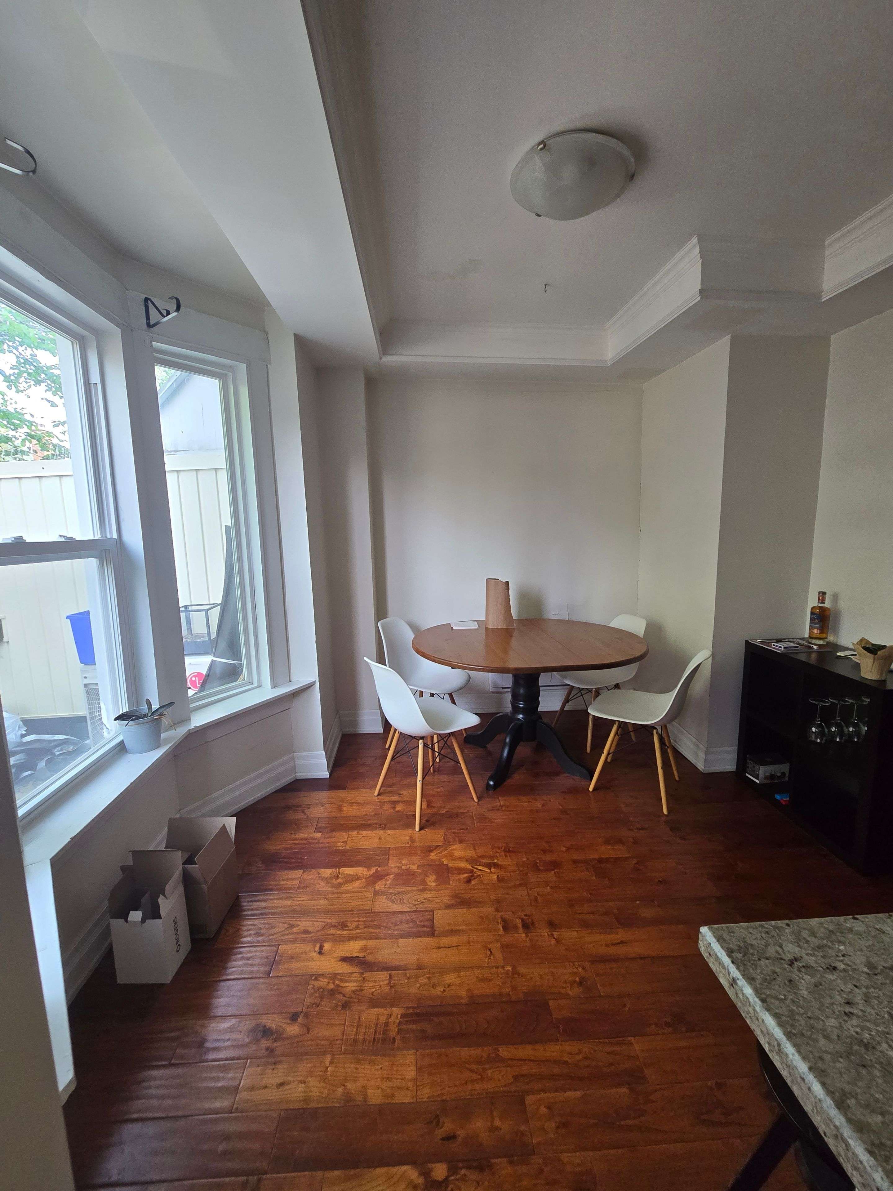Toronto E01, ON M4K 3C4,637 Logan AVE #Upper