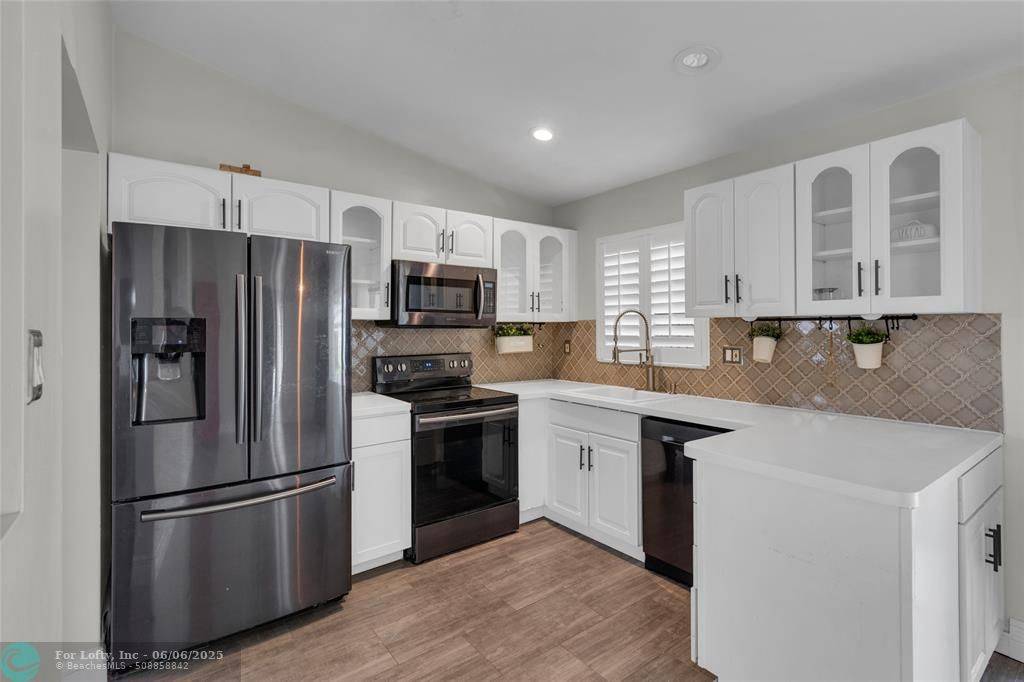 Sunrise, FL 33351,9448 NW 46th Ct