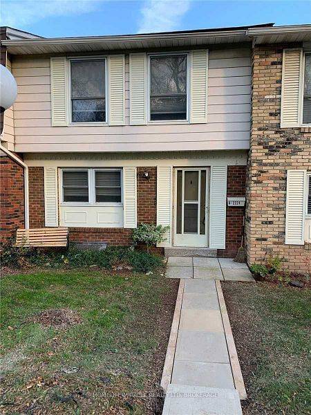 2224 Upper Middle RD #6, Burlington, ON L7P 2Z9