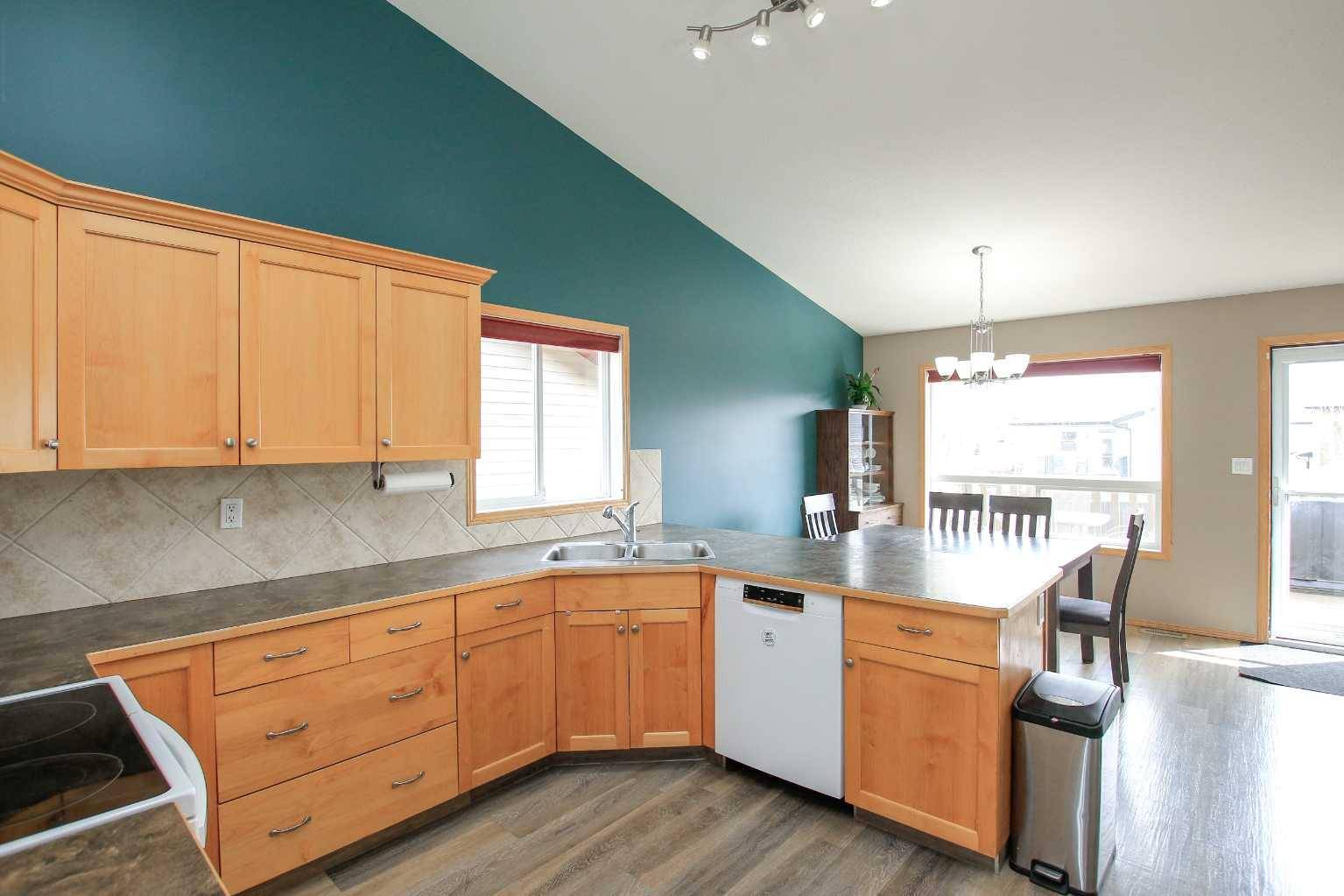 Red Deer, AB T4R 3P5,103 Lyons Close