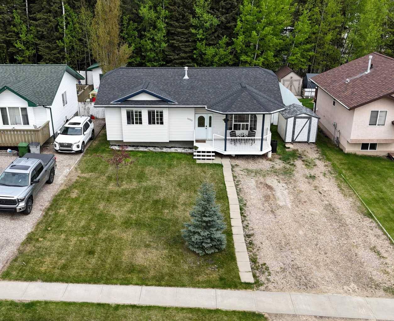 Edson, AB T7E 1Y1,1005 61 ST