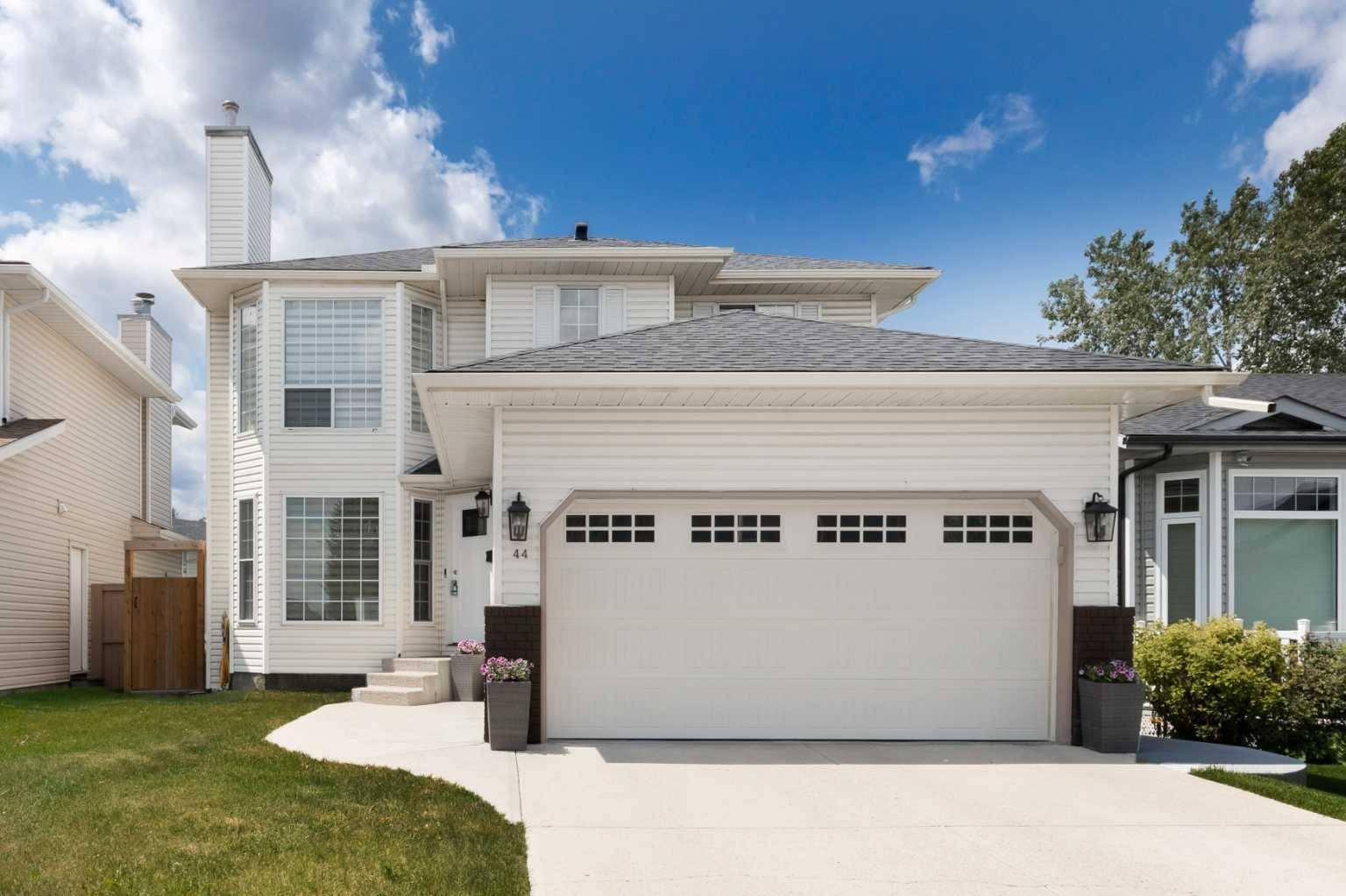 44 Rivercroft Close Southeast, Calgary, AB T2C 3X2