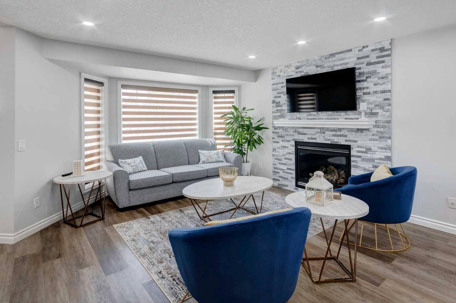 Calgary, AB T2C 3X2,44 Rivercroft Close Southeast