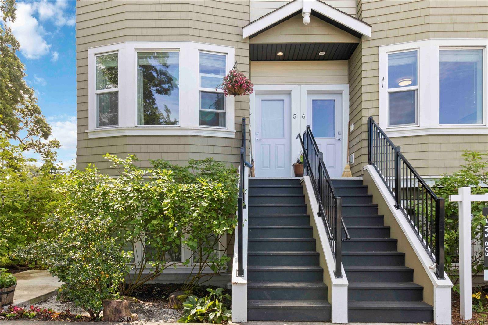 Victoria, BC V8T 1G1,1146 Caledonia Ave #5