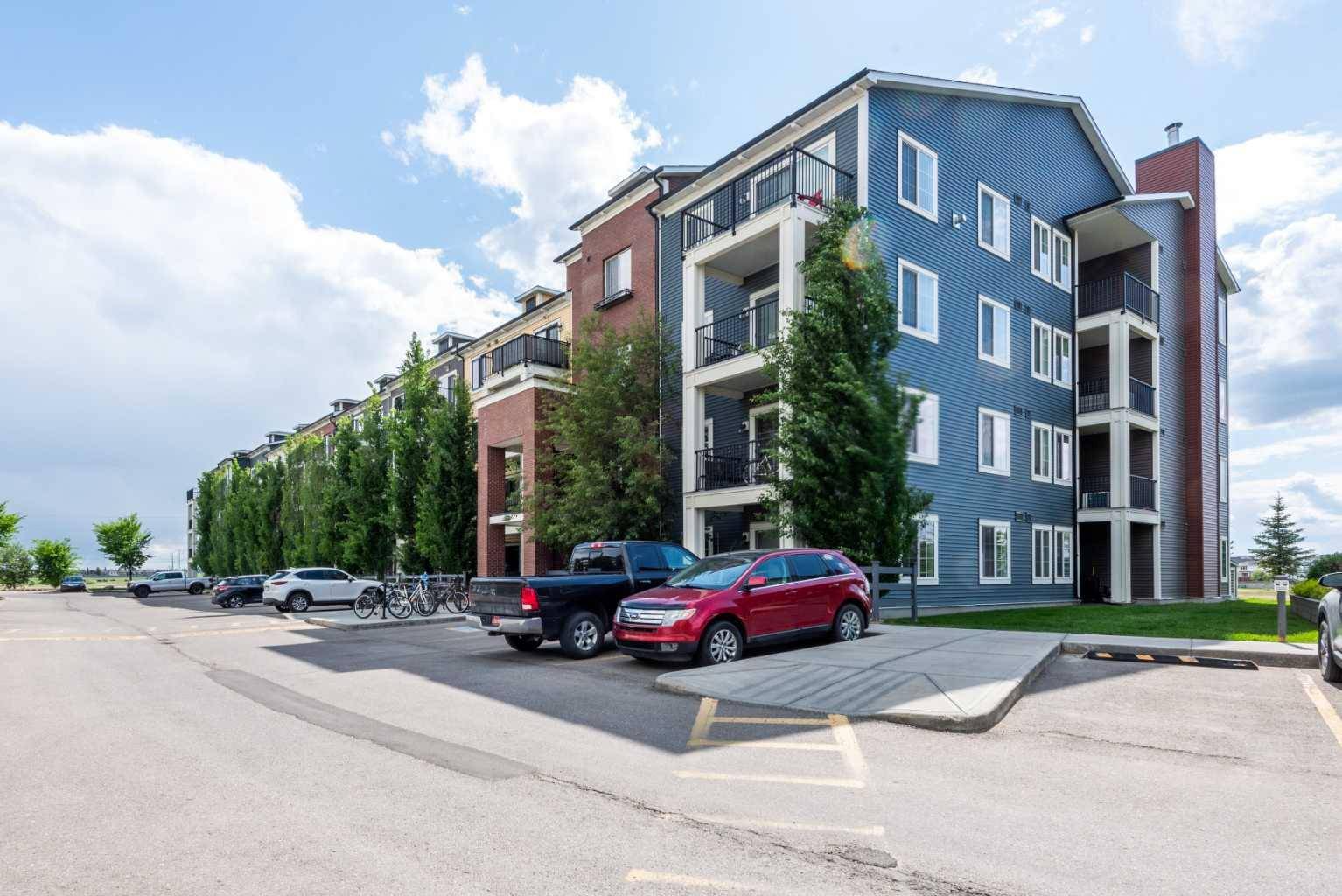 Calgary, AB T2Z 5C9,99 Copperstone PARK Southeast #3202