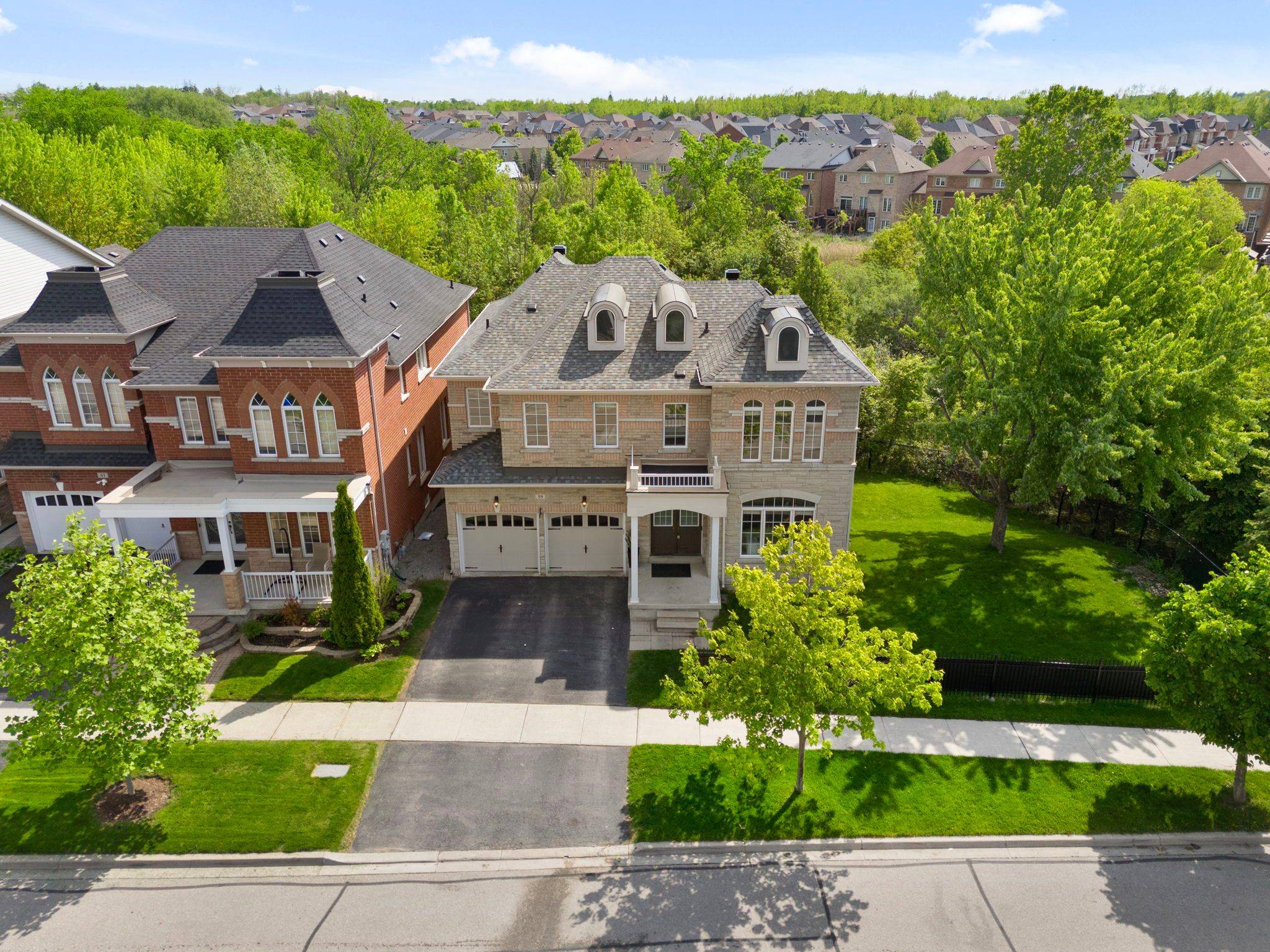 Markham, ON L6B 0E8,59 Smoothwater TER