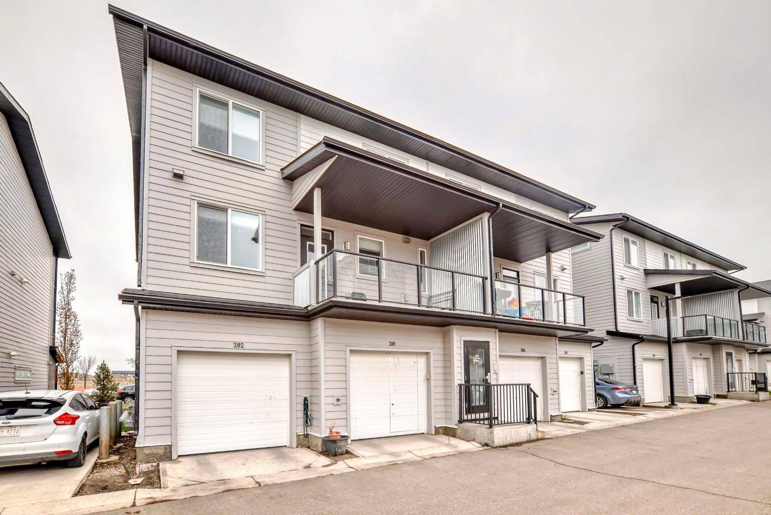 Calgary, AB T3N 1M5,435 Redstone WALK #202