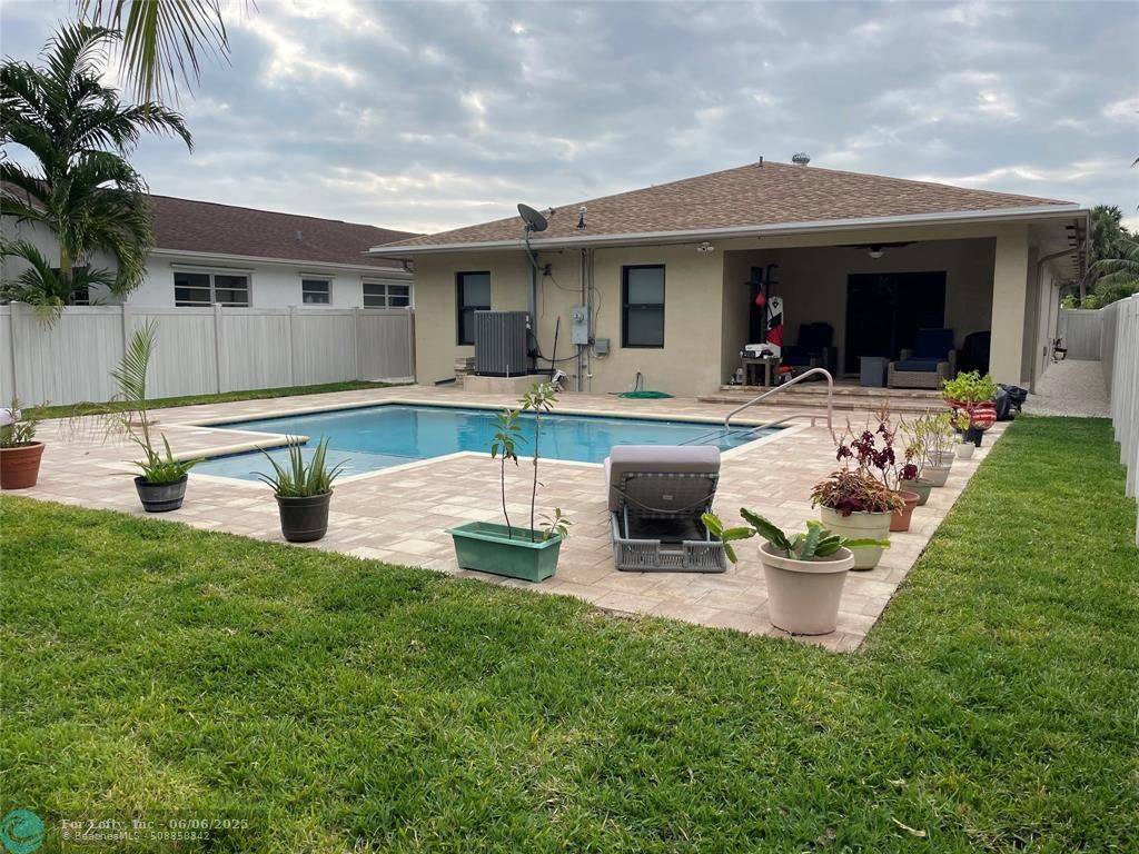 Fort Lauderdale, FL 33315,1321 SW 32nd St