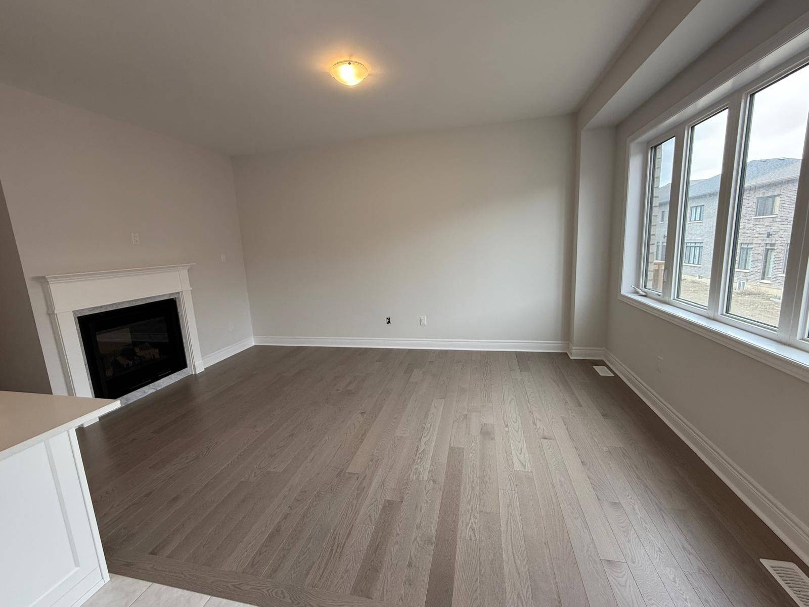 Brampton, ON L6R 4E8,31 Keyworth CRES