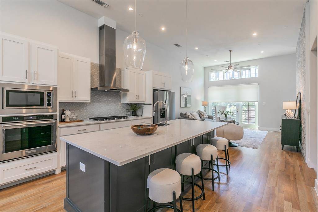Dallas, TX 75204,3200 Ross Avenue #6