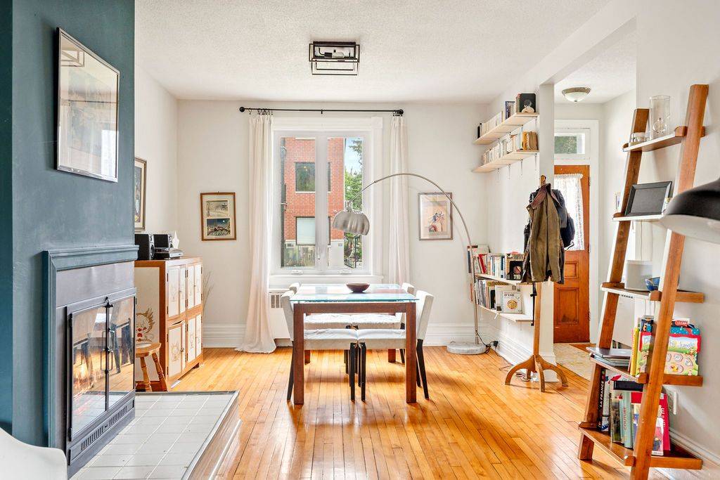Lower Town - Sandy Hill, ON K1N 7X1,100 Russell AVE