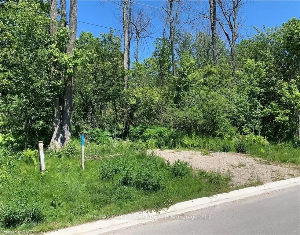 Huron-kinloss, ON N2Z 2X3,902 Tanglewood DR