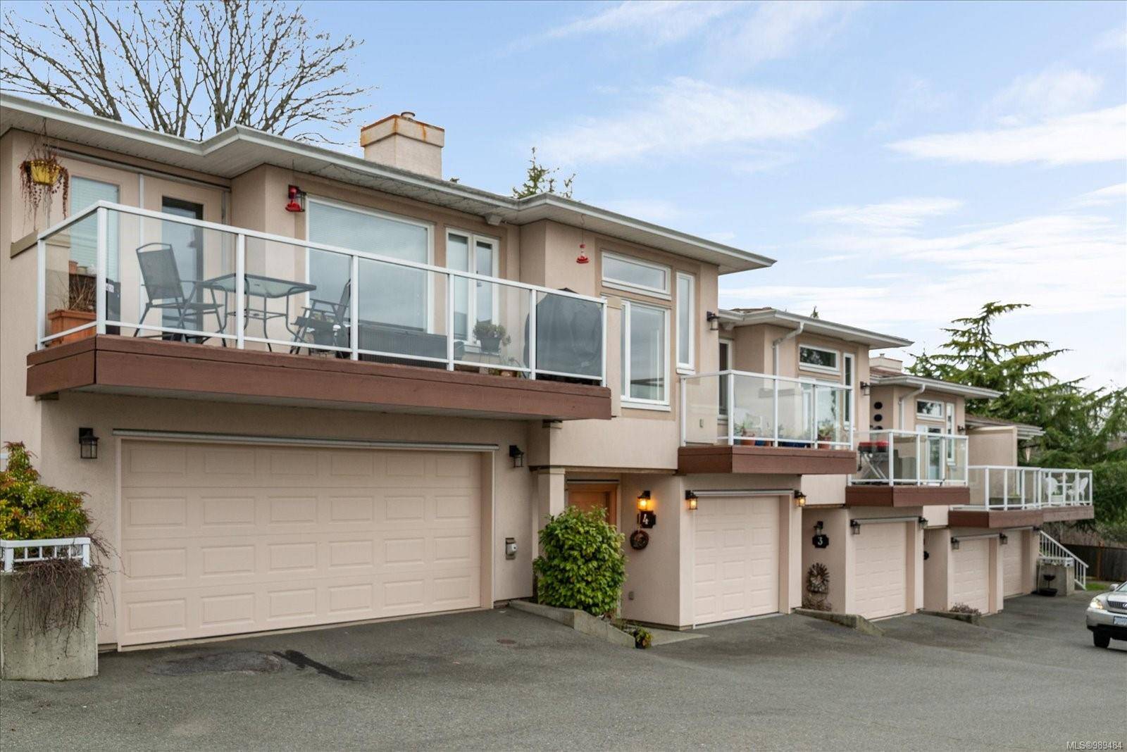 Ladysmith, BC V9G 1B2,100 Gifford Rd #4