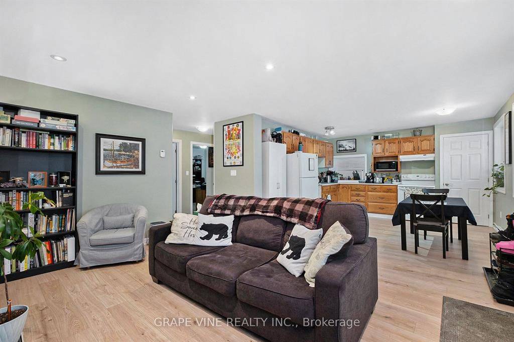 Arnprior, ON K7S 1P5,261 Elgin ST W