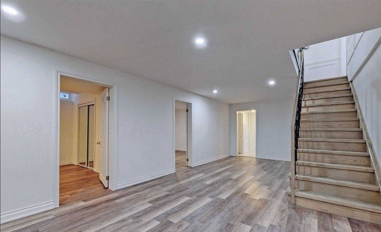 Markham, ON L3R 8R8,109 Highglen AVE #Basement