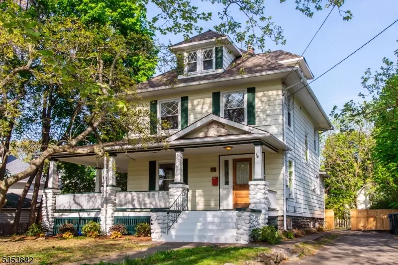 115 Doremus Ave, Ridgewood Village, NJ 07450