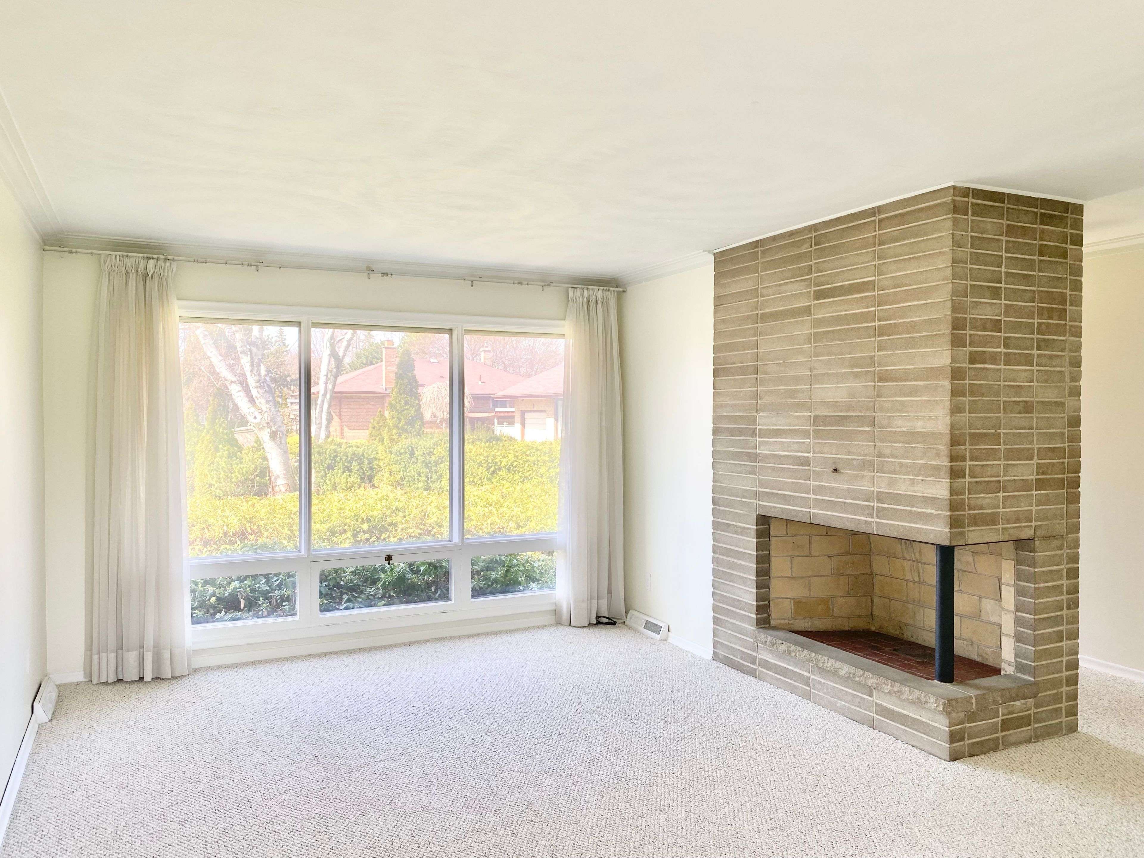 Toronto C13, ON M3B 2J9,9 Terrington CT