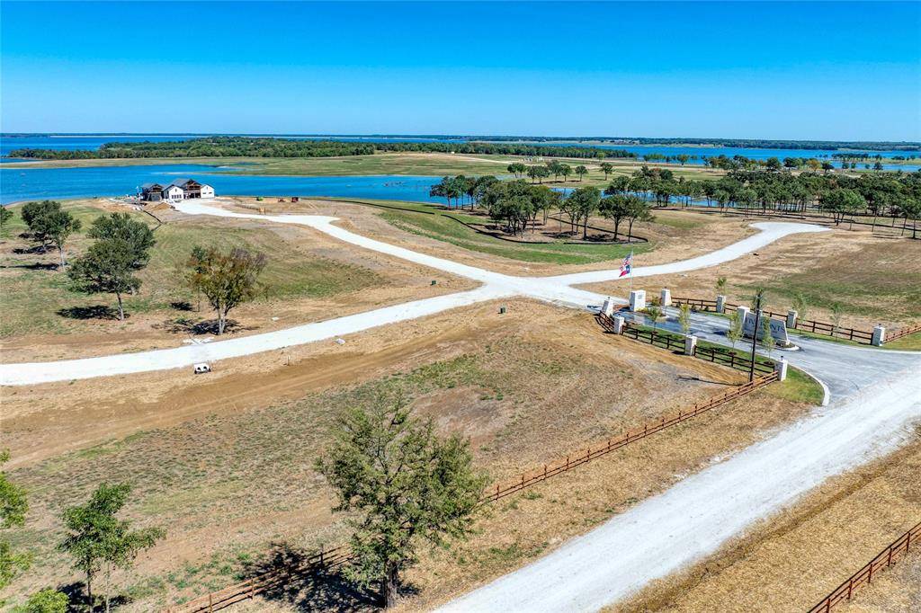 Windom, TX 75492,500 Lakeshore Terrace