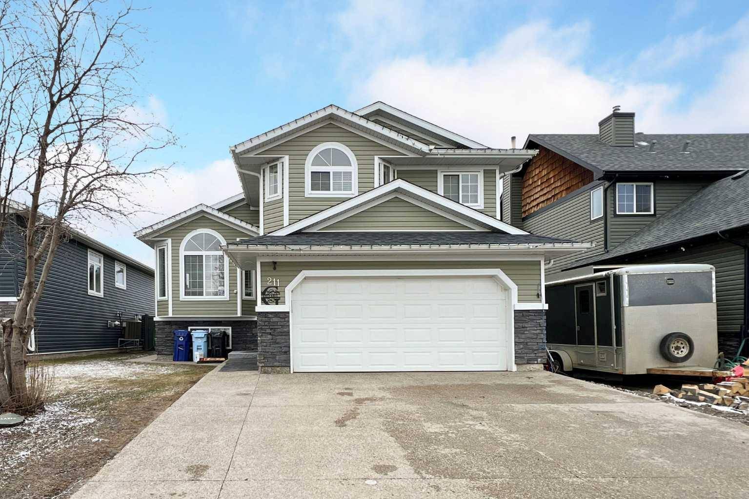 Fort Mcmurray, AB T9J 1E8,211 Atkinson LN