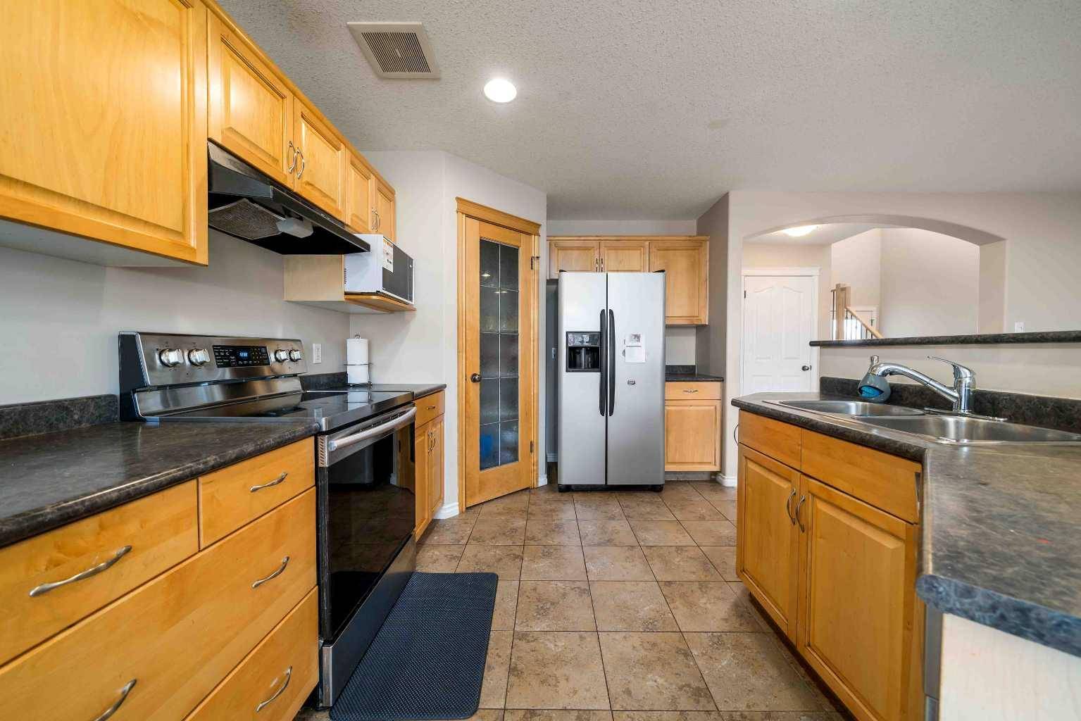 Medicine Hat, AB T1B0C9,335 Hamptons WAY SE