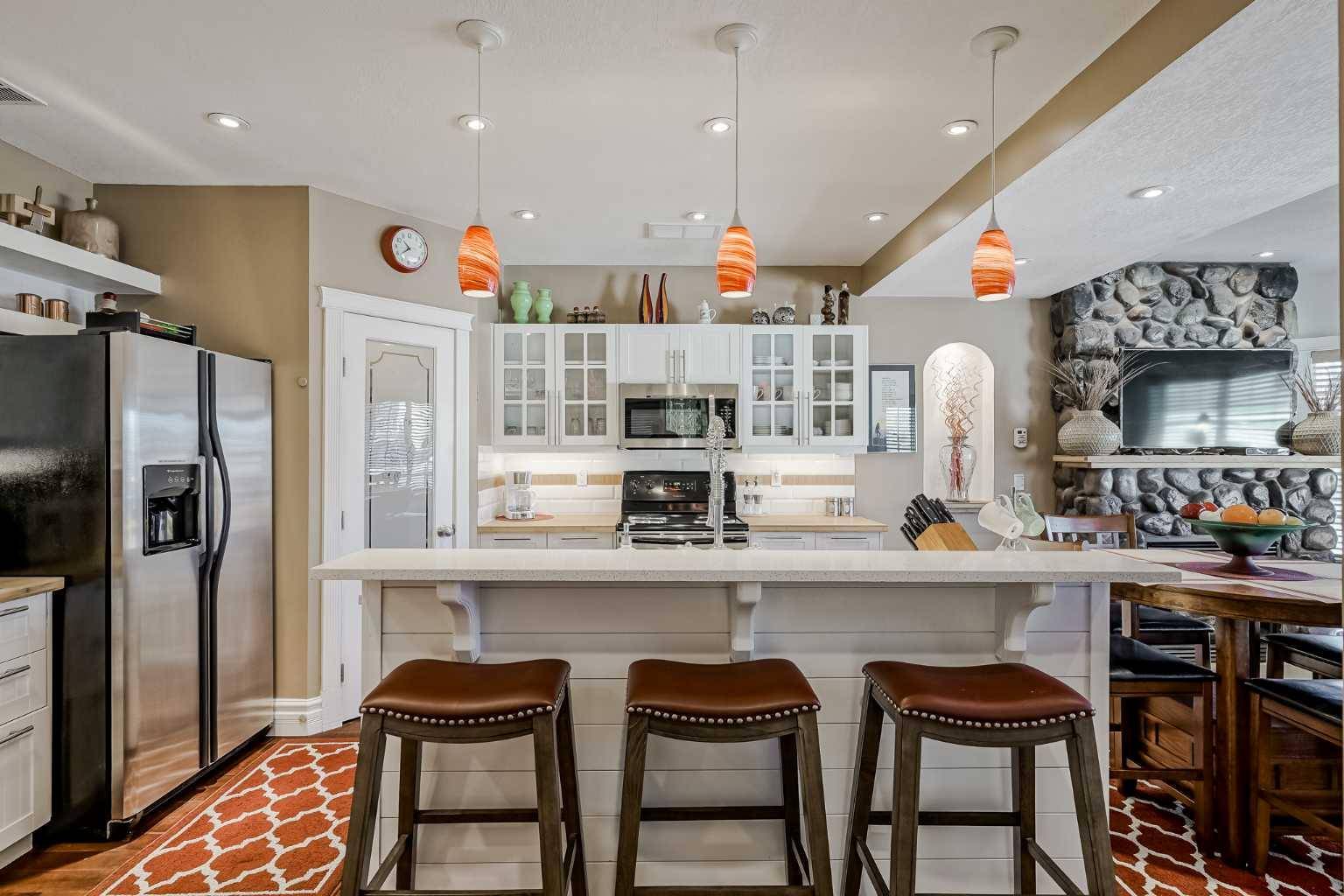 Airdrie, AB T4B 3E3,935 Bayside DR Southwest
