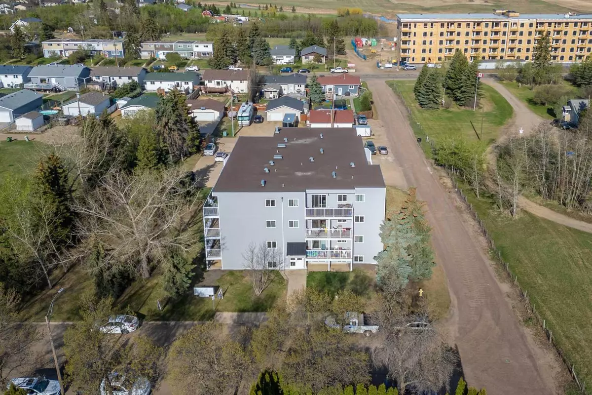 Camrose, AB T4V 4A6,5418 52 ST #106