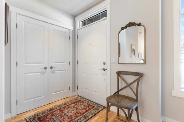 Calgary, AB T2Z 4P8,195 Mckenzie Towne DR SE