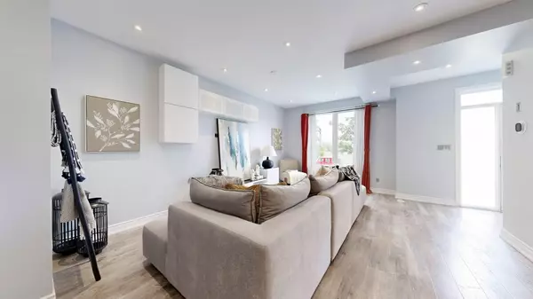 Markham, ON L3R 4Y7,76 Unity Gardens DR