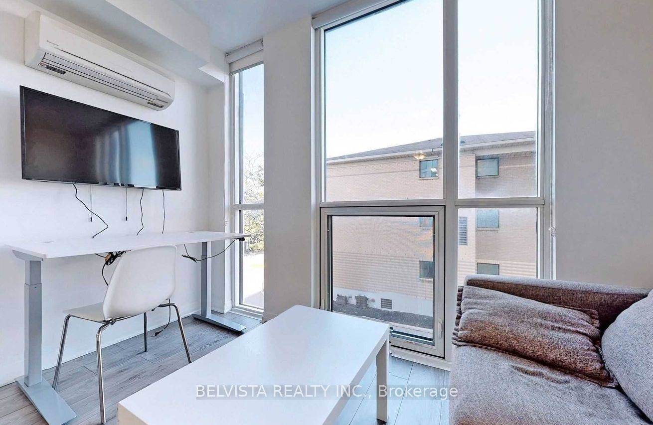 Oshawa, ON L1G 0C1,1900 Simcoe ST N #218
