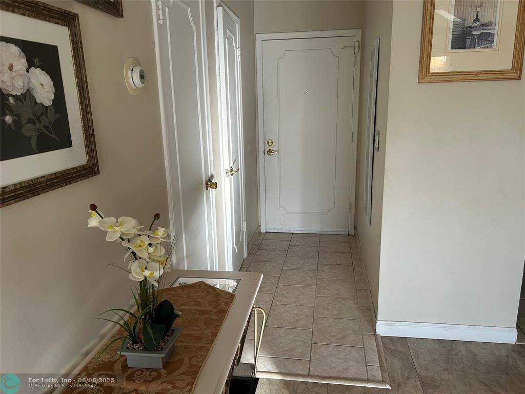 Fort Lauderdale, FL 33334,6260 NE 18th Ave  #827