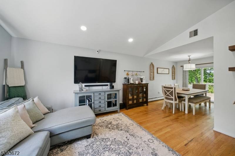 Mount Arlington Boro, NJ 07850,630 BENSEL DRIVE