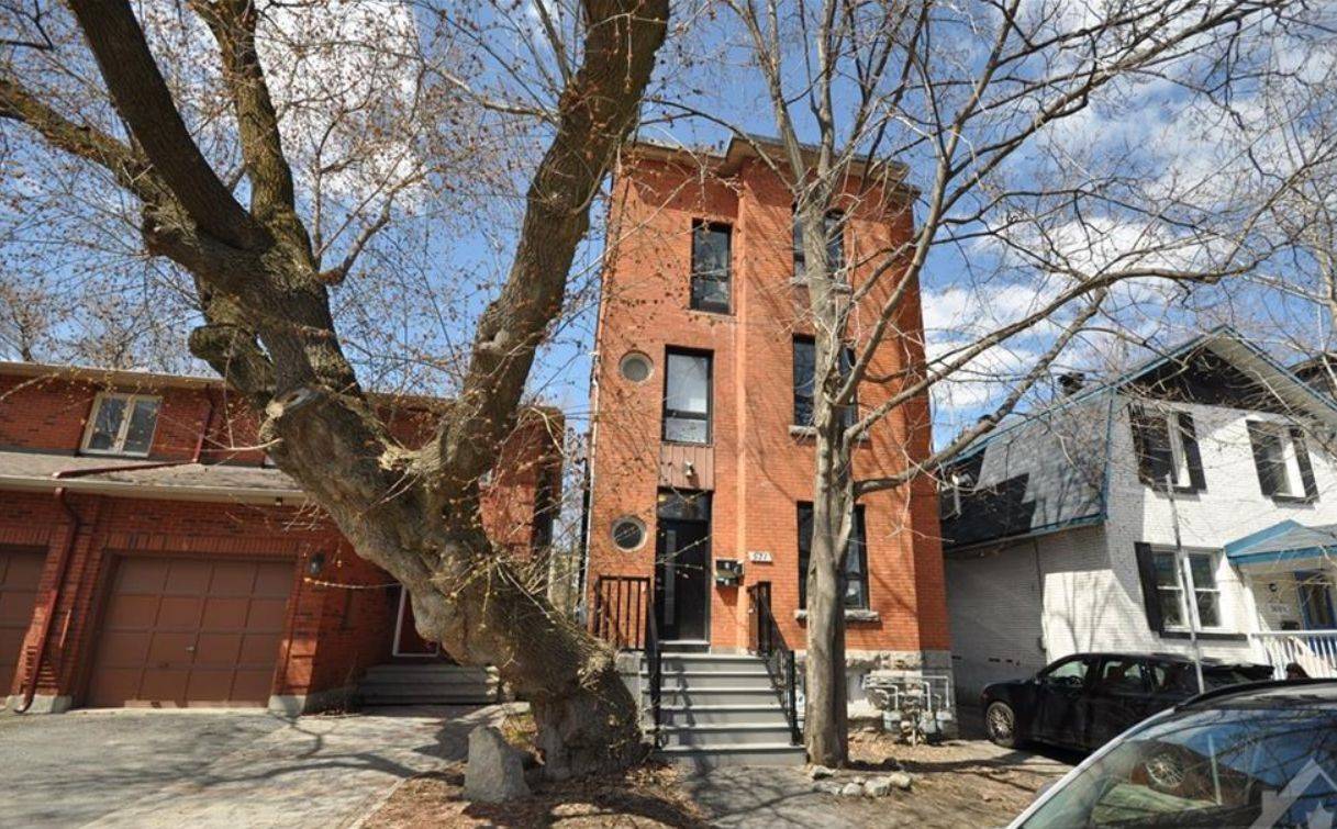 571 Mcleod ST #1A, Ottawa Centre, ON K1R 5R2