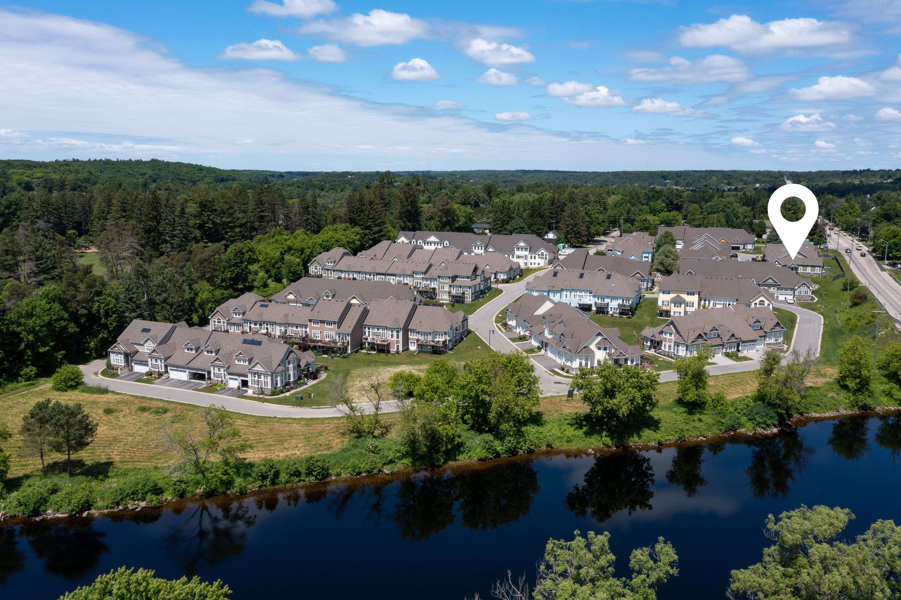 Bracebridge, ON P1L 0B7,30 Durham RD