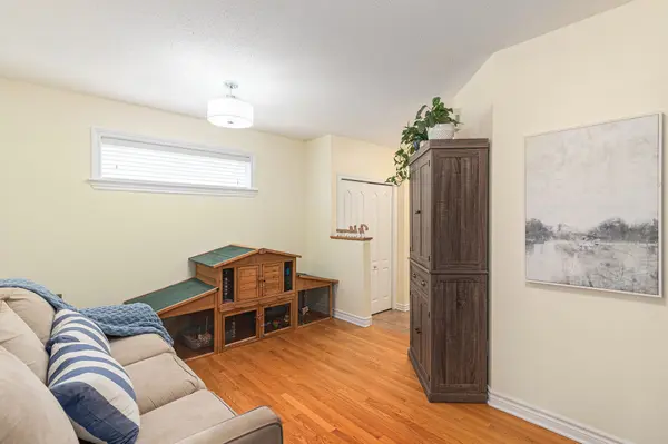 Barrhaven, ON K2J 5B3,47 Alameda WAY