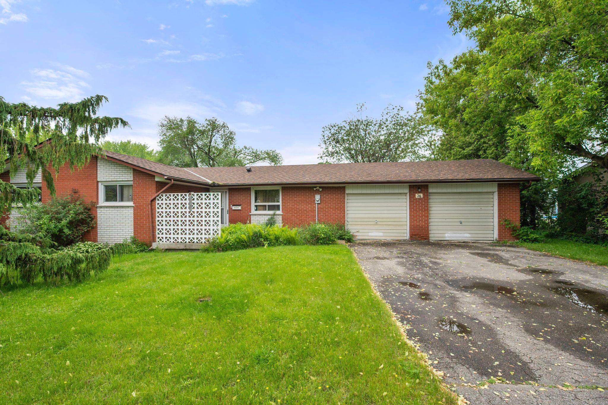 38 Canal ST, Georgina, ON L4P 1K5