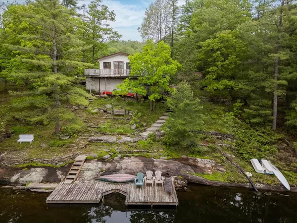 16-17 Loon Lake RD, Gravenhurst, ON P1P 0E5