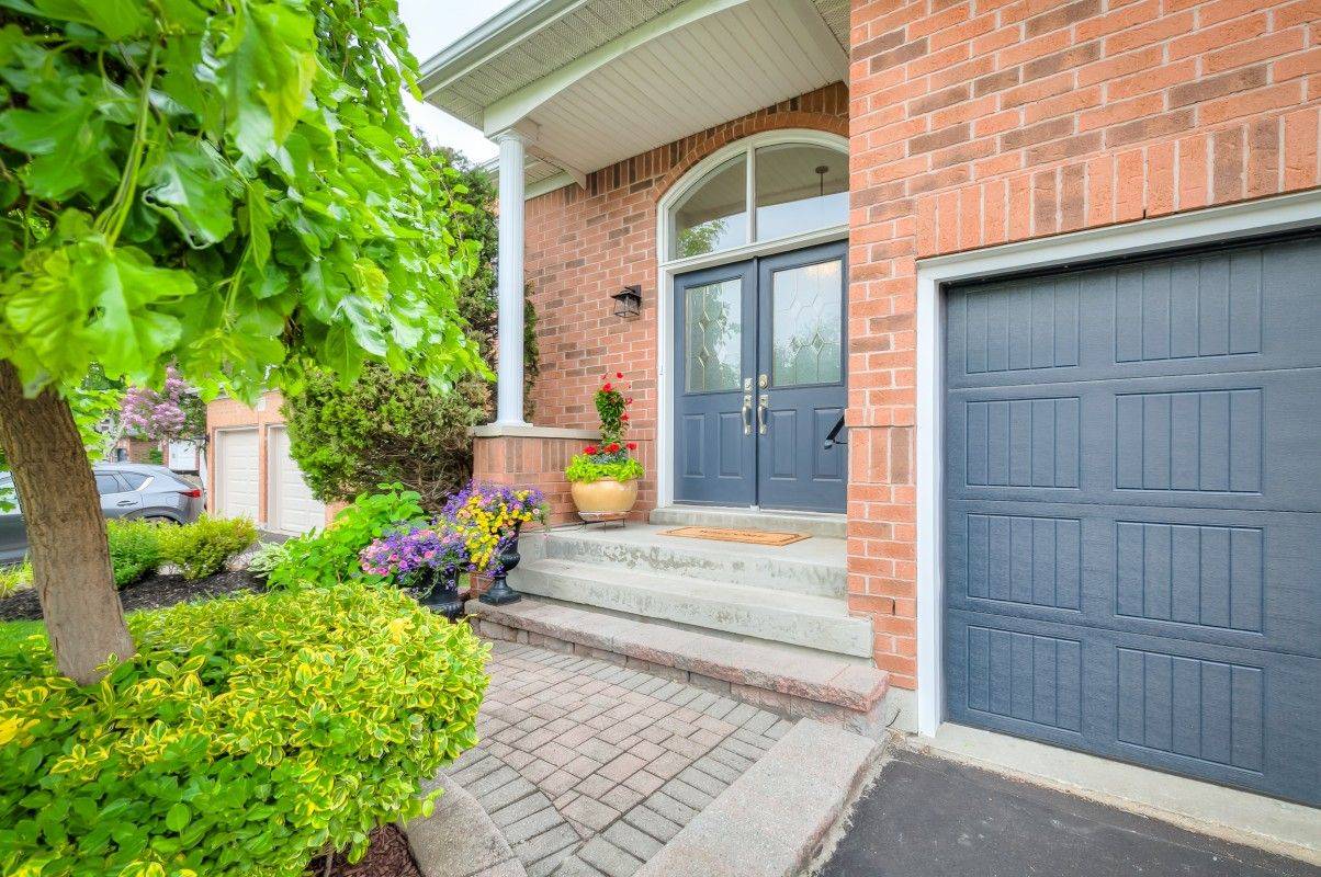 Newmarket, ON L3X 2H9,503 Silken Laumann DR