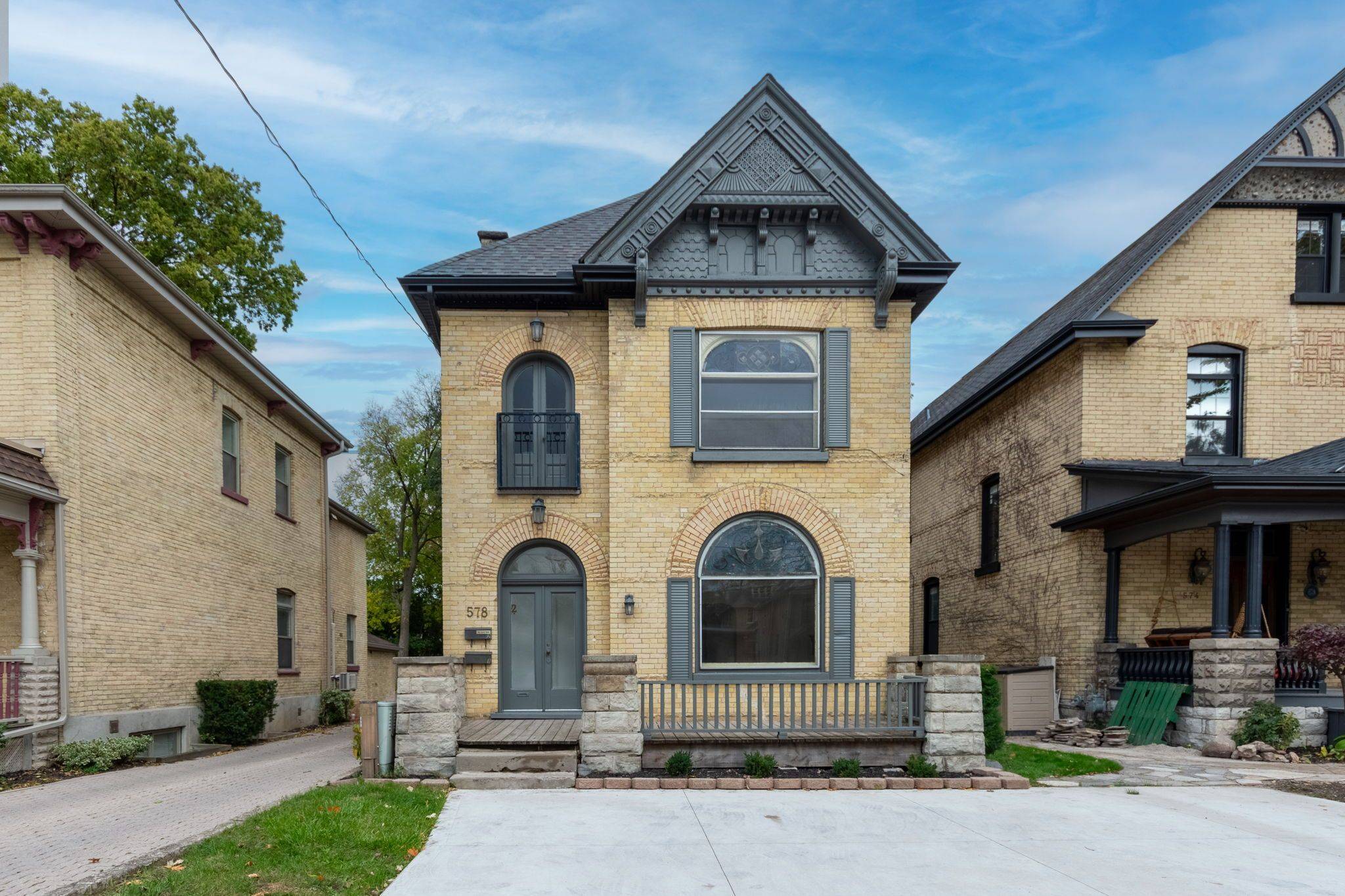 578 WATERLOO ST, London East, ON N6B 2P9