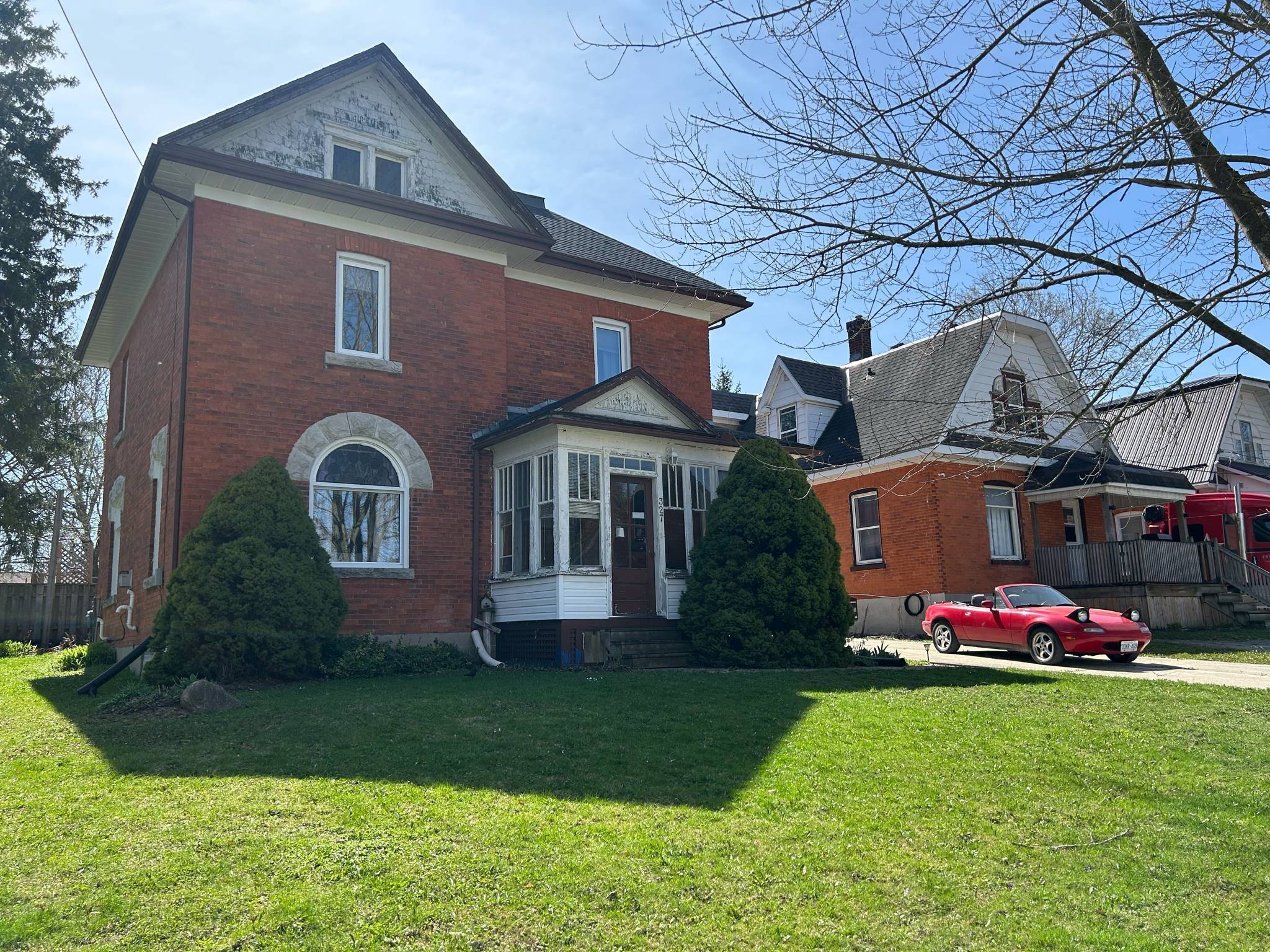 North Huron, ON N0G 2W0,327 Frances ST