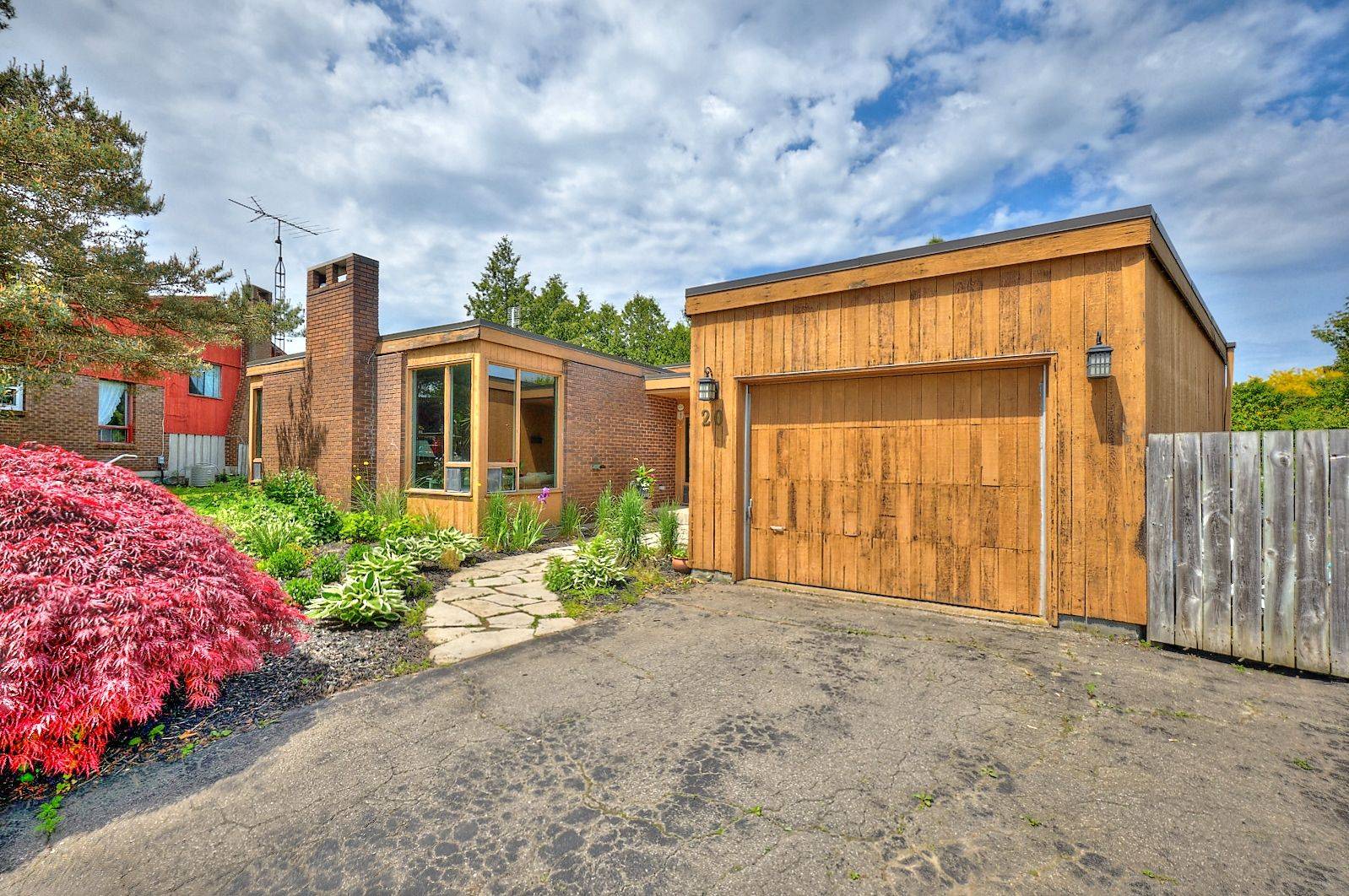 St. Catharines, ON L2M 6M8,20 The Cedars N/A