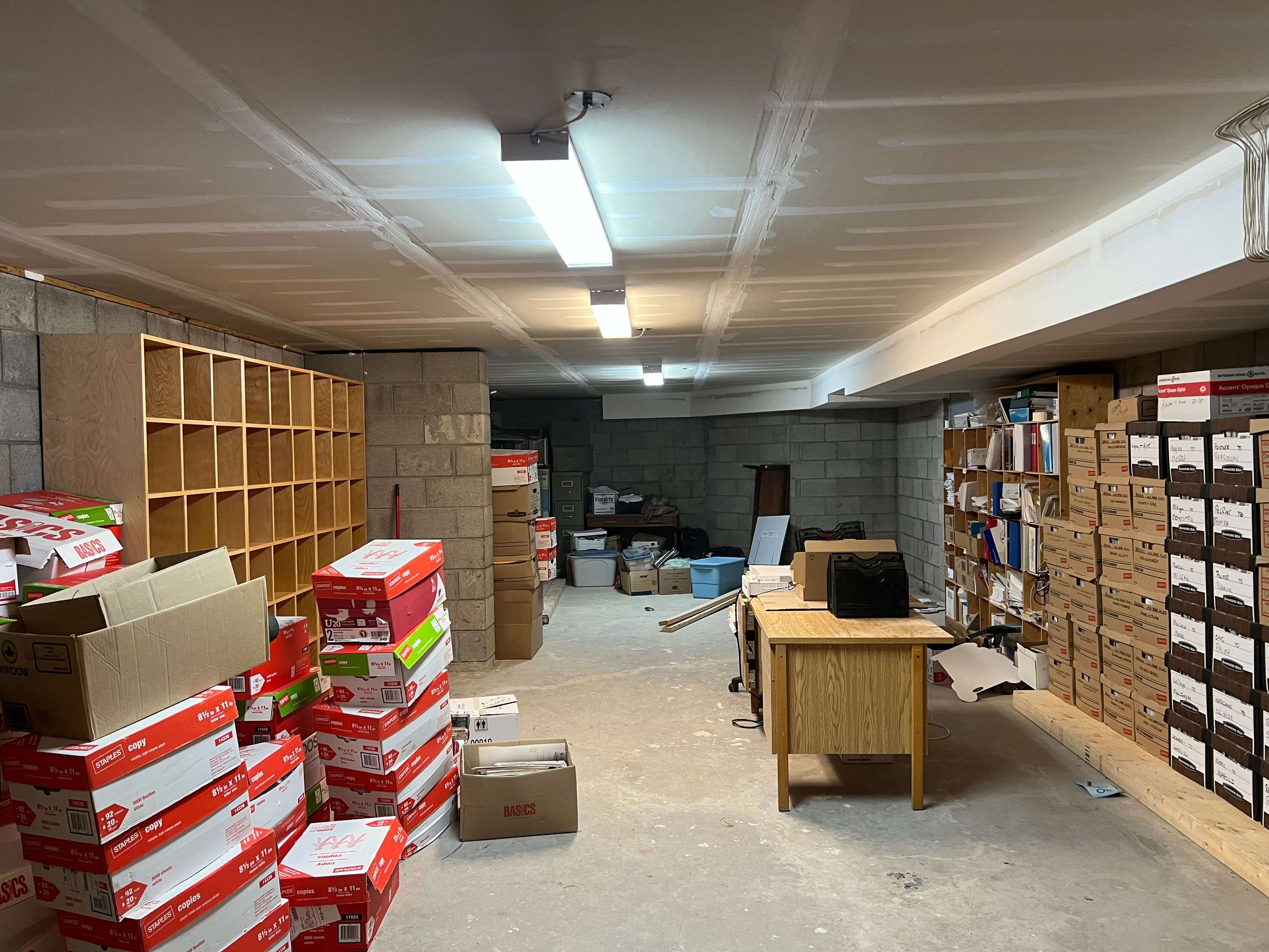 Selwyn, ON K0L 2H0,18 Queen ST