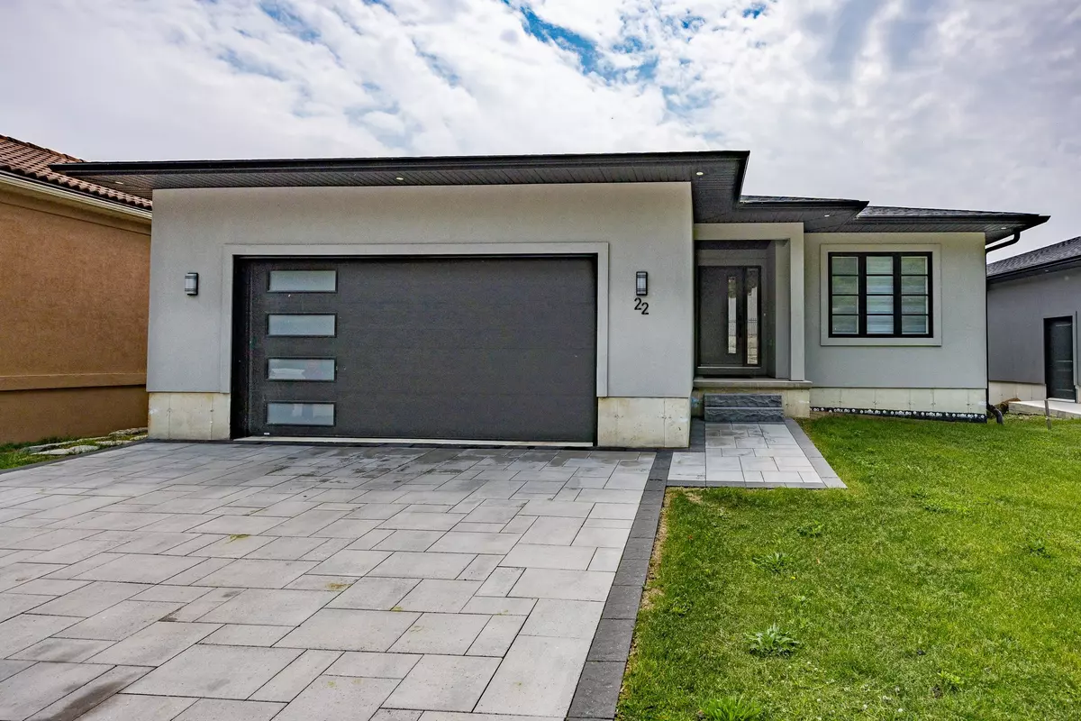 Tillsonburg, ON N4G 5X3,5 John Pound RD #22