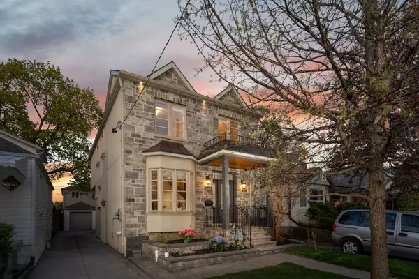 Toronto E03, ON M4J 3X3,115 Cadorna AVE