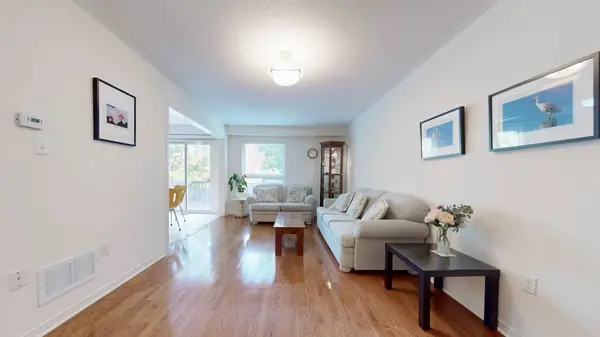 Mississauga, ON L5V 3C8,6035 BIDWELL TRL #23