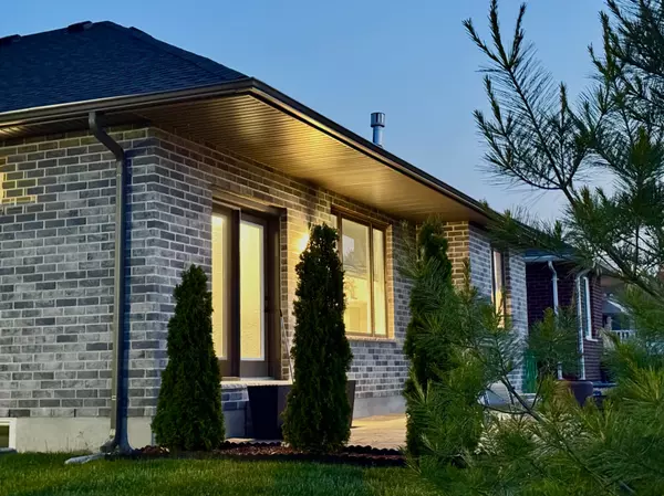 Central Elgin, ON L0L 1B0,121 Robin Ridge DR #35