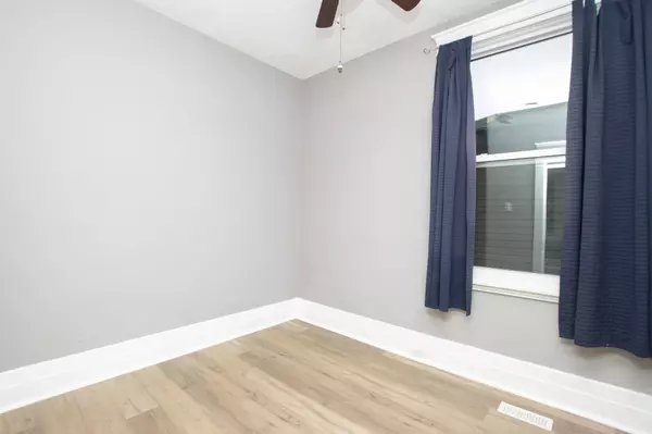 London East, ON N5W 3K5,666 Lorne AVE