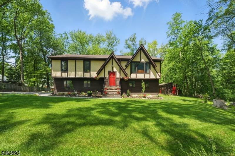 111 Redgate Rd, Parsippany-troy Hills Twp., NJ 07005
