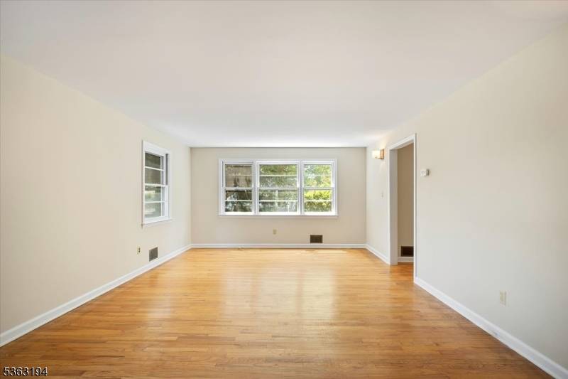 Denville Twp., NJ 07834,10 Lakeview Trl